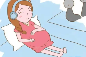 孕妇39周羊水破了顺产时经常放屁正常吗？