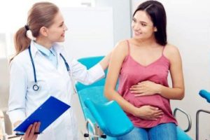 女性月经提前可致不孕不育？这4大危害症状不容忽视