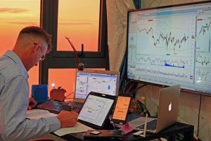 内膜薄做试管婴儿用什么方案？长方案是可选方案之一