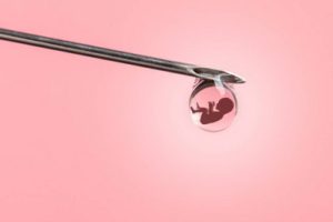 为什么每对夫妻做珠海试管婴儿的费用都不同？