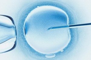 高龄女性生育难，做深圳试管婴儿要趁早，高龄女性如何生育？