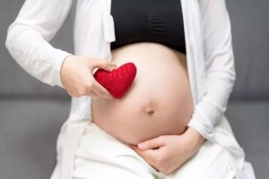 孕妇可以吃虾片吗?天然虾片的营养价值和安全注意事项