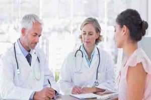 流产后两个月没有月经,出现突然出血和腹痛是怎么回事?