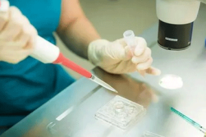 为什么不推荐搜索染色体异常儿童的照片?谈谈科学素养与伦理界限