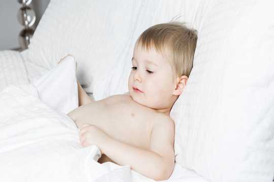 怎么分辨自然妊娠还是试管婴儿?